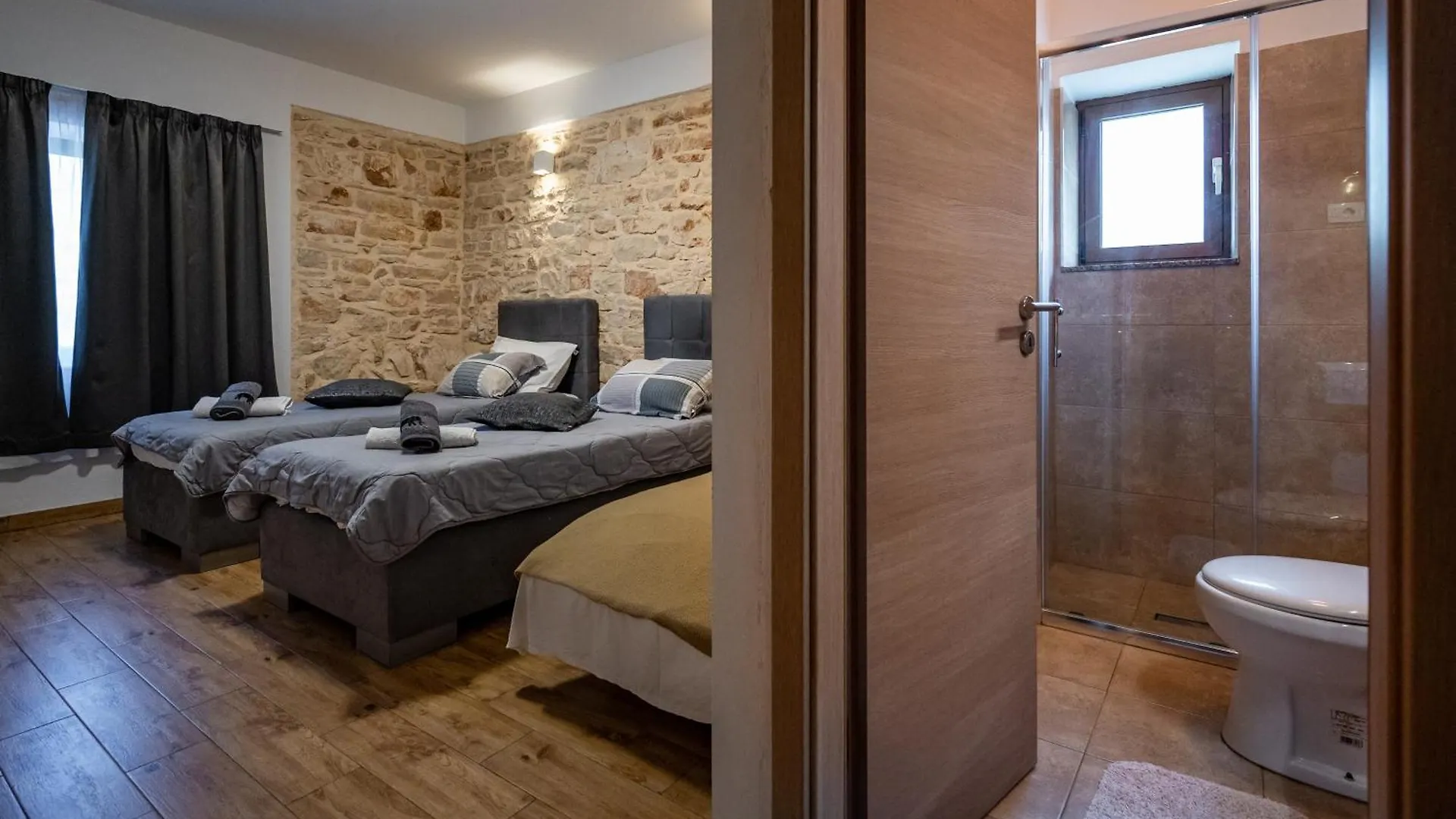 Sonia Rooms Pula