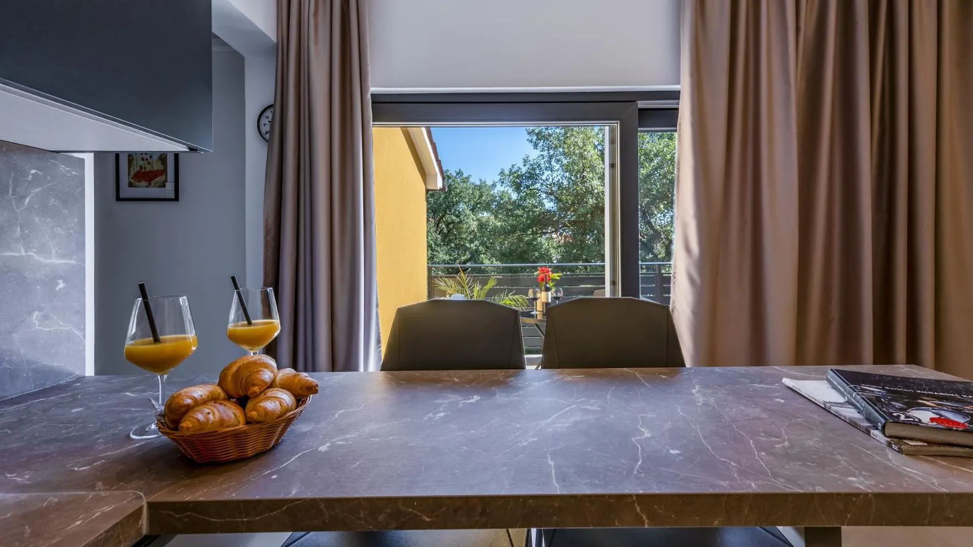 Sonia Rooms Pula